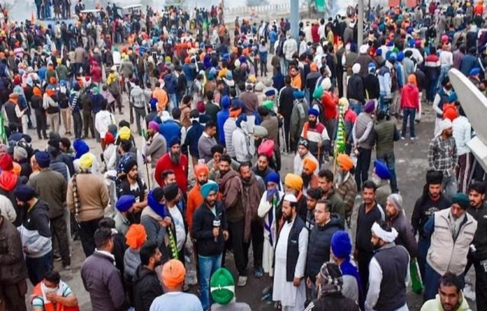 किसानों के बढ़ते आंदोलन के बीच आज भारतीय किसान यूनियन ने मजदूर यूनियमों के साथ मिलकर भारत बंद का किया ऐलान....