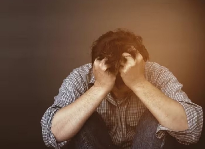 कहीं आप भी तो नहीं हो रहे इसका शिकार,,,,इन आदतों को अपनाकर रखें अपना ख्याल....