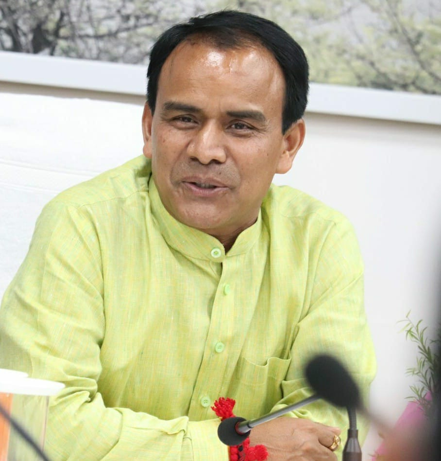 बिग न्यूज़ : सूबे में पढ़ाई के साथ कमाई भी करेंगे छात्र-छात्राएंः डा. धन सिंह रावत