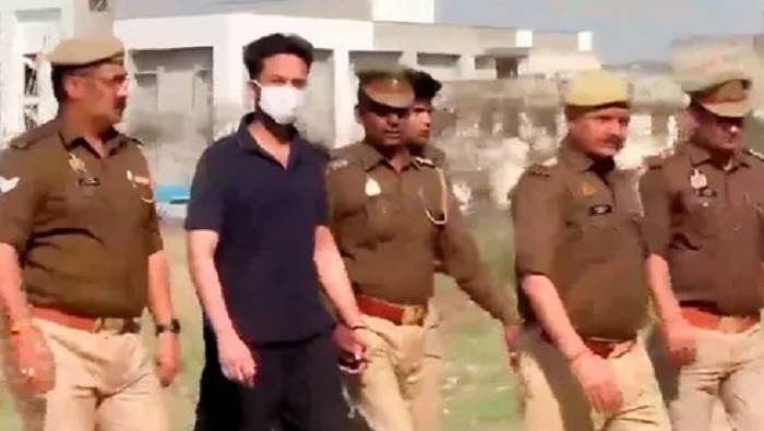 आखिर क्यों.. ? नोएडा पुलिस बोली गलती से मिस्टेक हो गया’? बिग बॉस OTT विजेता को बड़ी राहत....