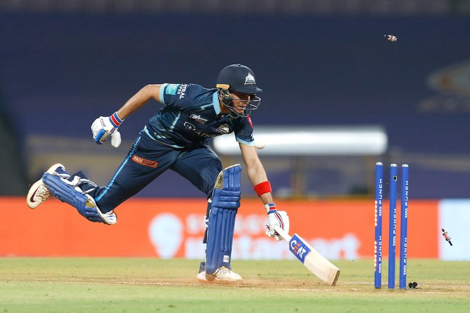 GT vs PBKS : रन आउट के बाद पंजाब के गेंदबाज Sandeep Sharma से नाराज हुए Shubman Gill