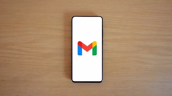 “Gmail में आया नया मैजिक बटन: बेकार ईमेल्स होंगे छूमंतर!”