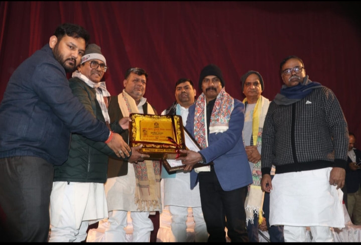 अनिल कुमार मुखर्जी दा के नाम पर सम्मान पाना मेरे लिए गौरव की बात है : राजेश राजा