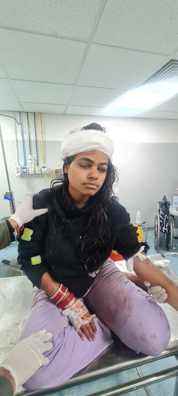 पुलिस को बेहोशी की हालत में मिली युवती, जब सिर का हुआ सीटी स्कैन तो पुलिस और डॉक्टर हुए हैरान