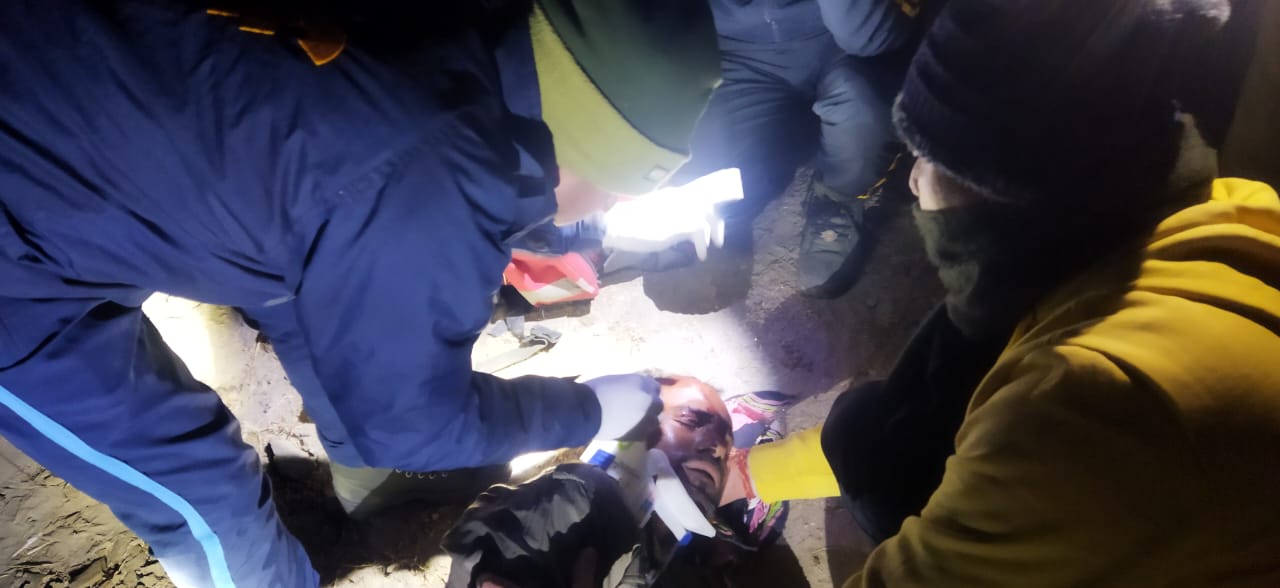 उत्तराखंड : यहां खाई में गिरा वाहन, 1 घायल, रेस्क्यू