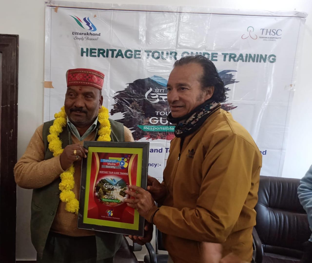 पौड़ी में हेरिटेज टूरिज्म गाइड प्रशिक्षण का समापन विधायक पौड़ी ने किया समापन