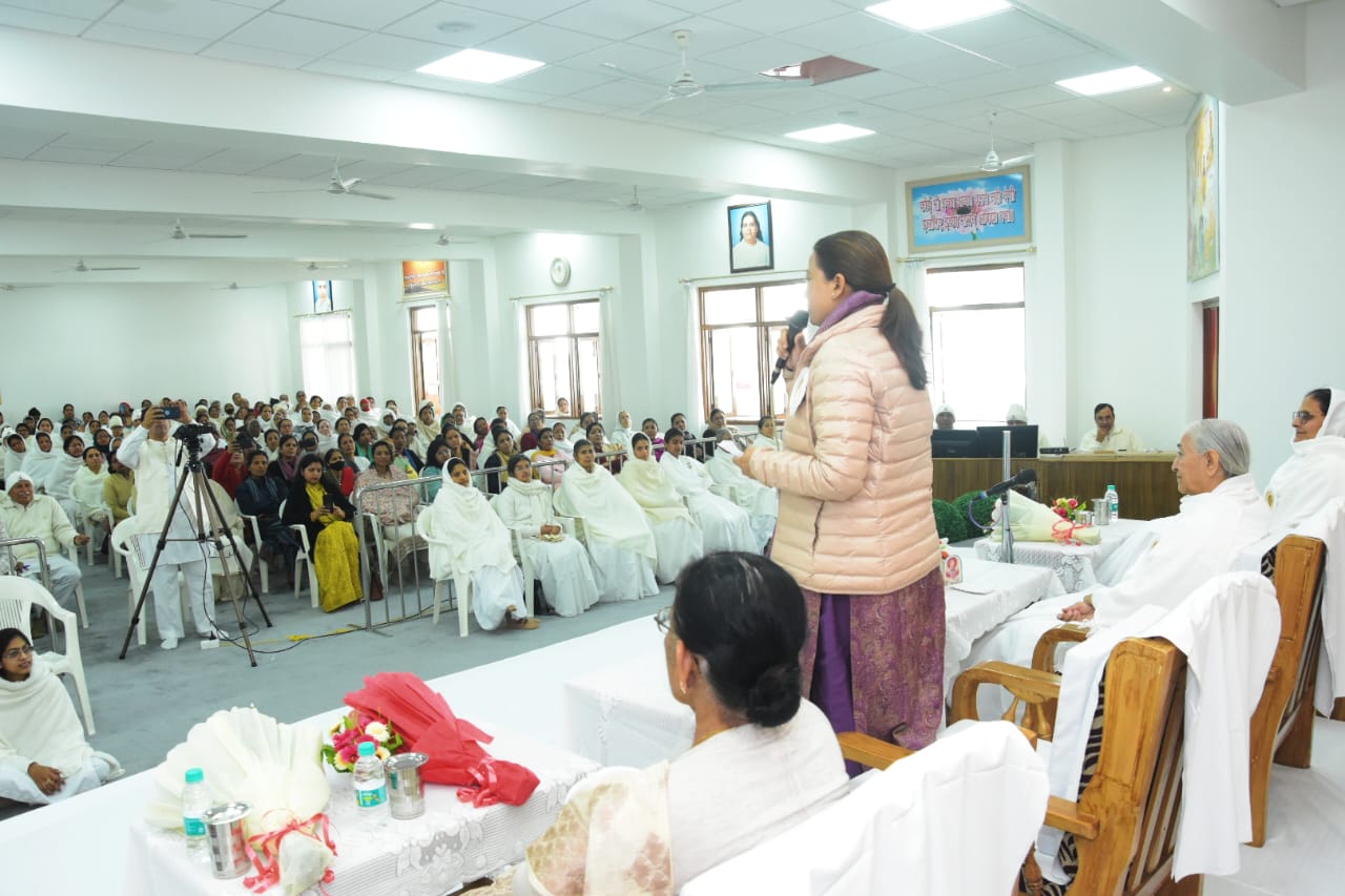 प्रजापिता ब्रह्माकुमारी ईश्वरीय विश्व विद्यालय द्वारा किया जा रहा पुनीत कार्य,दी जा रही मनुष्य को मनुष्य बनने की प्रेरणा-रेखा आर्या