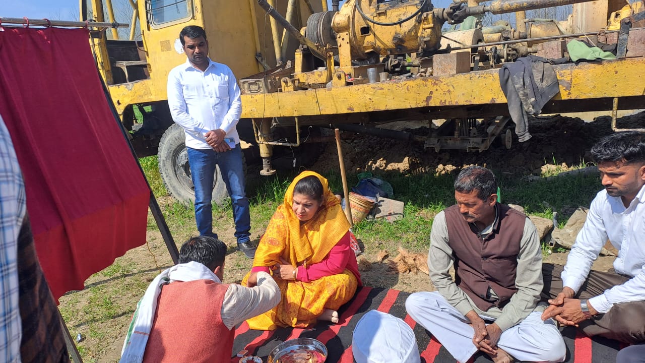 विधायक ममता राकेश ने किया नलकूप का उद्घाटन, सैकड़ों किसानों को सिंचाई करने के लिए मिलेगा लाभ