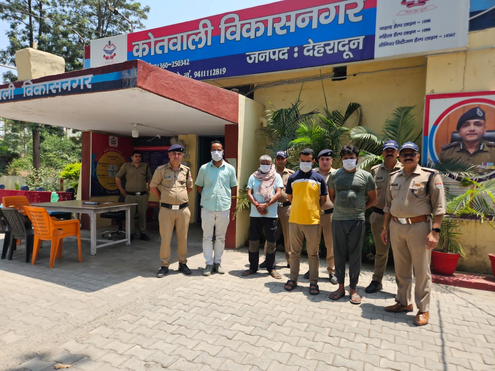 SSP देहरादून की सख्ती का असर, चारधाम यात्रा में फर्जी रजिस्ट्रेशन करने वाले ट्रैवल एजेंटों की ताबड़तोड़ गिरफ्तारी जारी