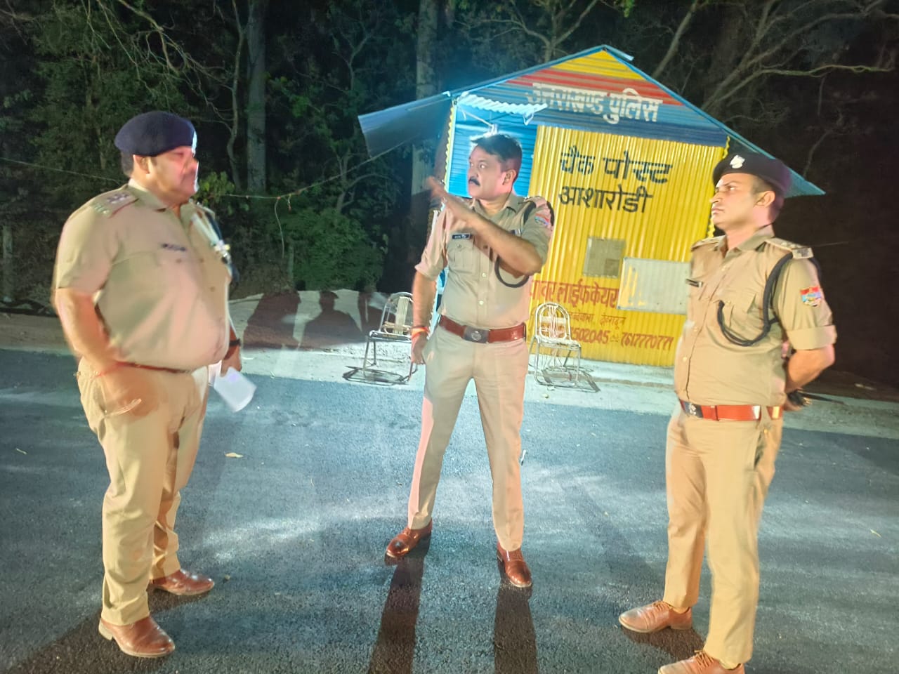 यातायात व्यवस्था का सुचारू संचालन सुनिश्चित करने के लिए SSP देहरादून स्वयं निकले क्षेत्र में
