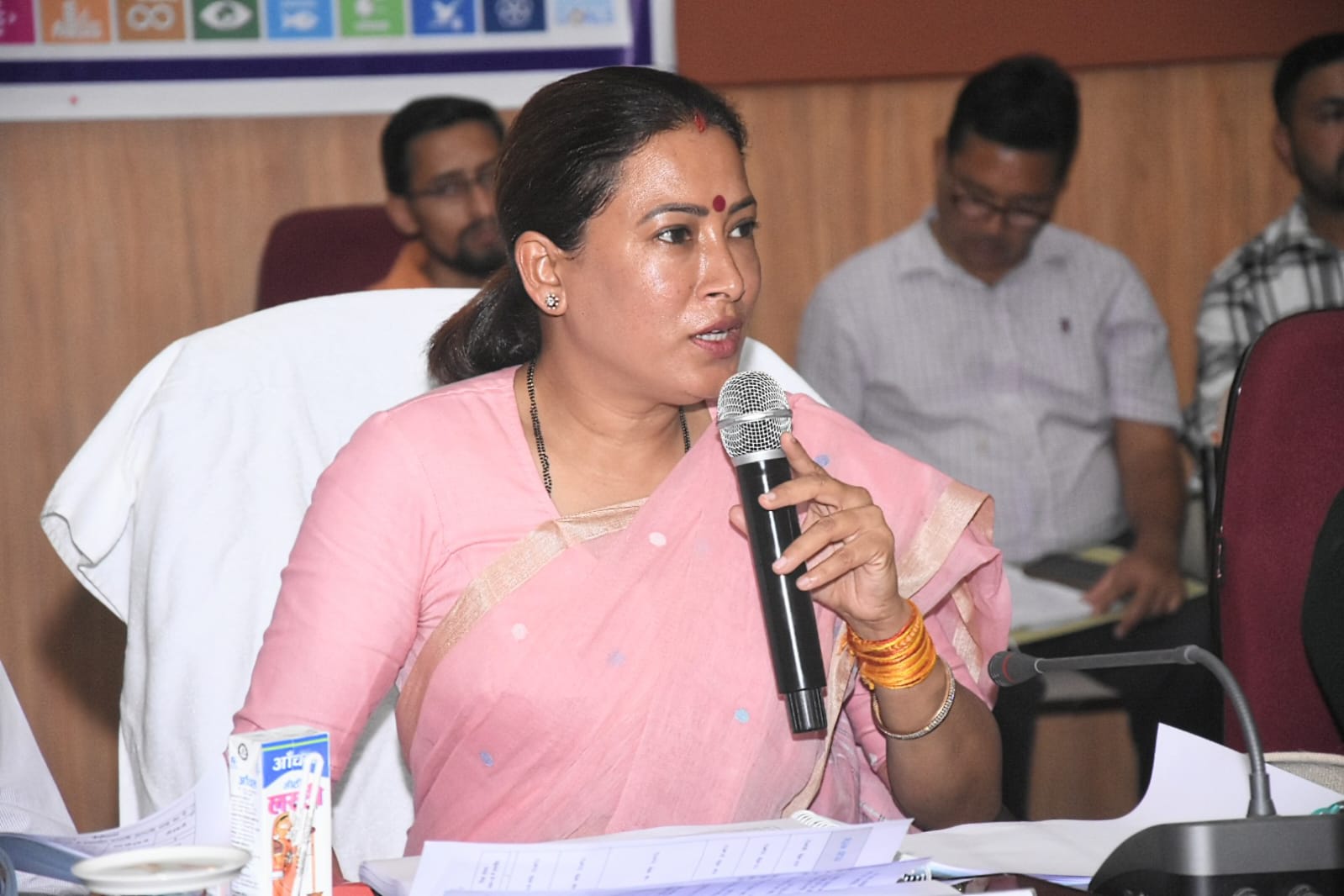 Big news: जिला योजना के कार्यो को तय समय सीमा के भीतर पारदर्शी और गुणवत्तापूर्ण तरीके से करें पूरा – रेखा आर्या