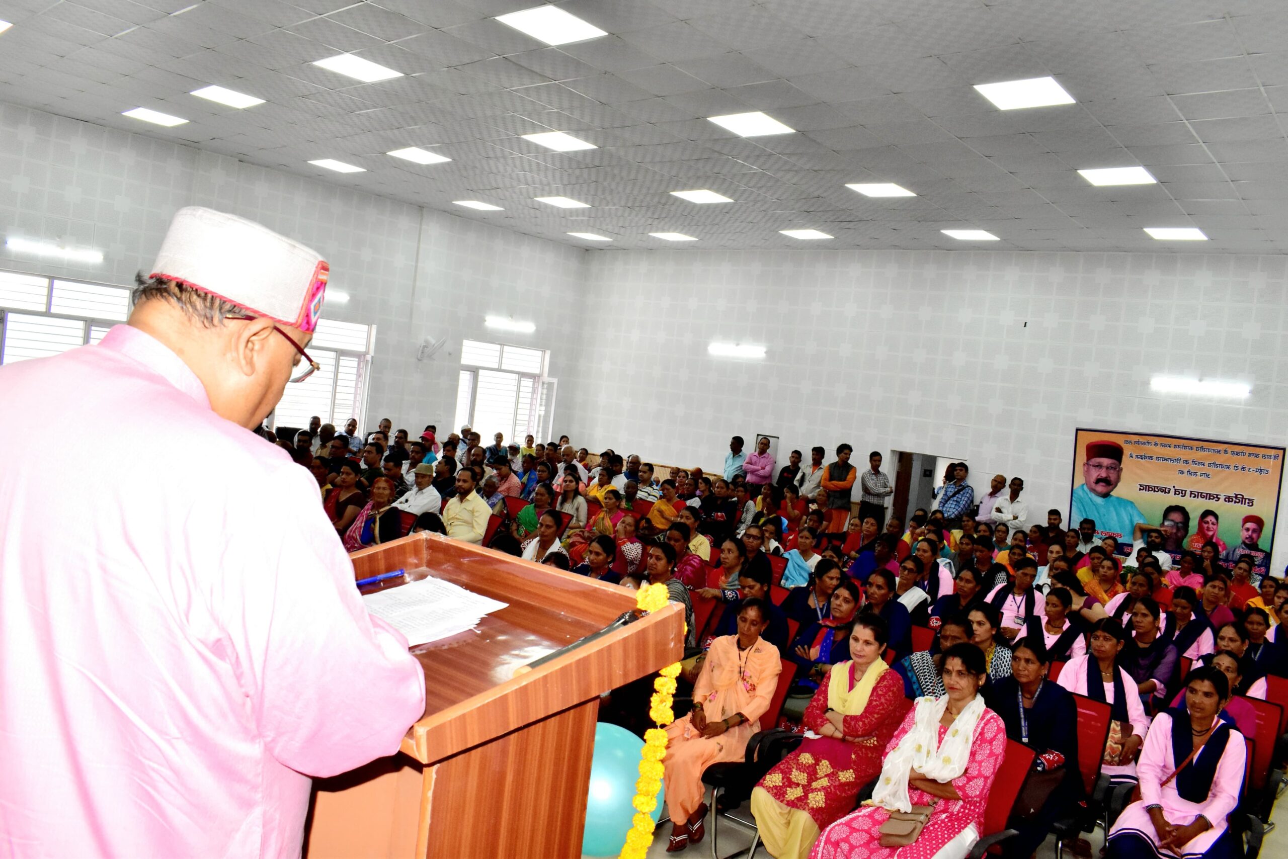 महाराज ने पोखड़ा को दी चार करोड़ की योजनाओं की सौगात..