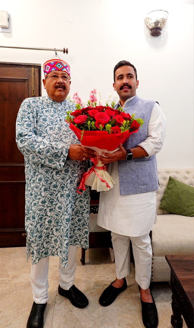 Big News : हिमाचल के लोकनिर्माण मंत्री से महाराज की चांइशील घाटी को जोड़ने पर चर्चा