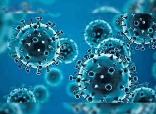 COVID-19 मामलों में भारी उछाल,,UK और US में विशेषज्ञों ने दी चेतावनी..