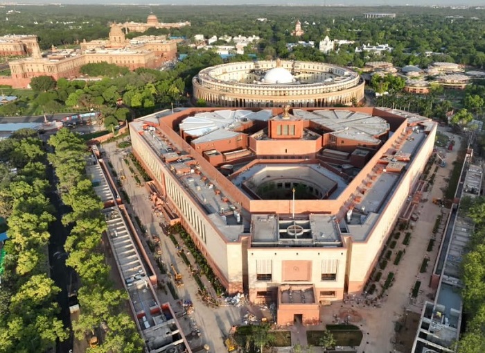 केंद्रीय गृह मंत्री अमित शाह द्वारा पेश किए गए तीन कानूनी विधेयकों को संसद में पारित, पीएम मोदी ने कहा : “ऐतिहासिक क्षण!”