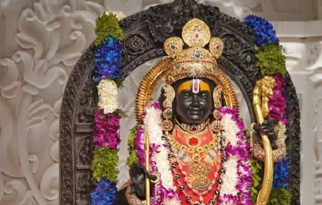 रामनवमी पर भगवान सूर्य ने किया प्रभु श्री राम का अभिषेक...