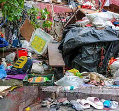Haridwar: मनसा देवी मंदिर में भगदड़ से 8 की मौत, 30 घायल