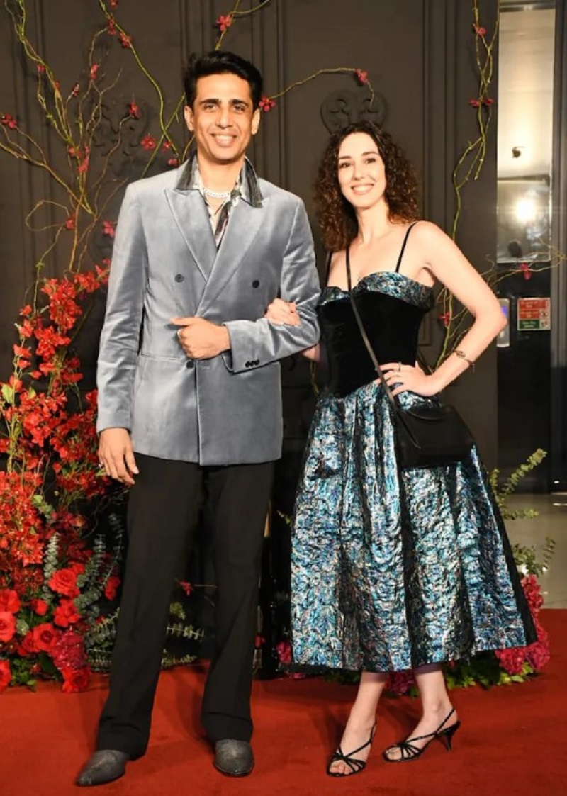 सोनाक्षी -ज़हीर के शादी में सितारों से सजी महफिल..