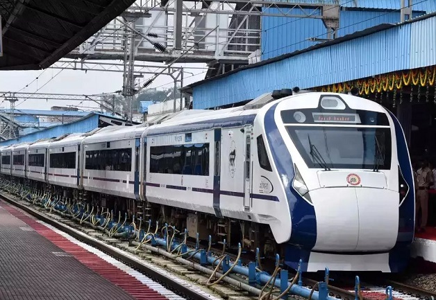 काठगोदाम से देहरादून चल सकती है वंदेभारत ट्रेन,, उत्तराखंड के लोगों मिलेगी राहत....