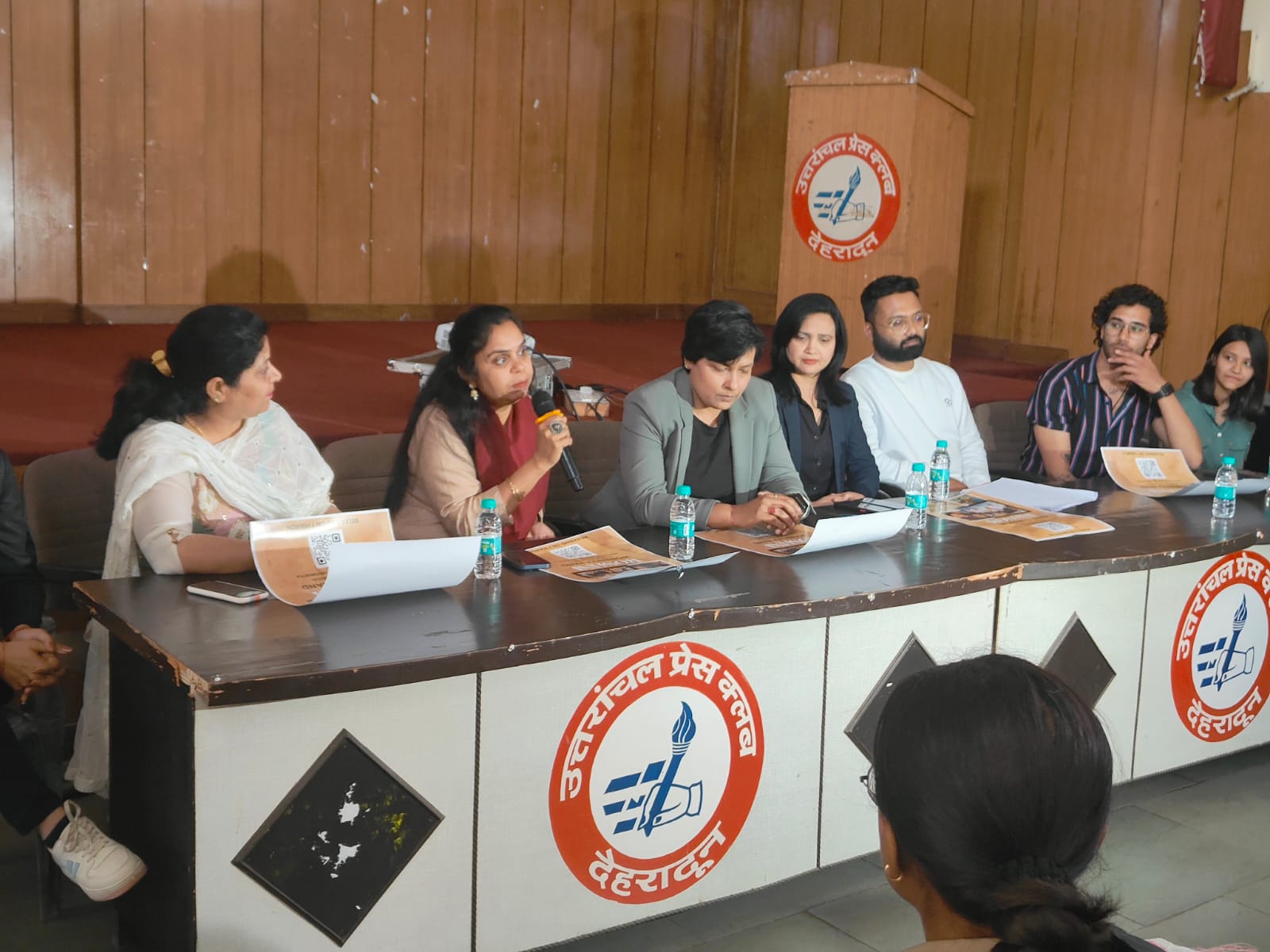 विश्व महिला दिवस पर वुमनिया बैंड एवं स्टूडियो सिक्स प्रोडक्शन ने मिलकर किया गीत रिलीज़