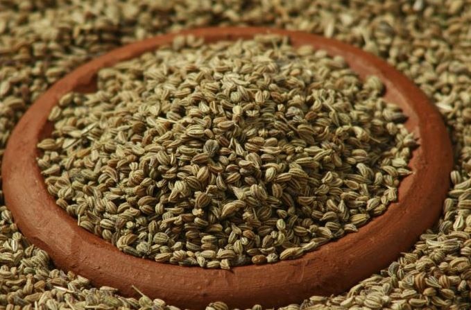 सुबह खाली पेट अजवाइन खाने के फायदे जानिए किडनी स्टोन होता है ठीक