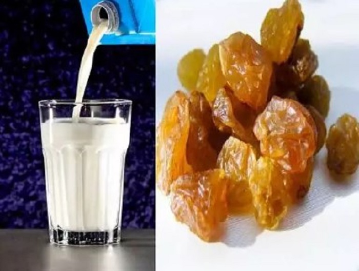 दूध में भीगी किशमिश के फायदे