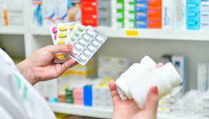 फार्मेसिस्टों को लेकर शासन व स्वास्थ्य महानिदेशालय स्तर से जल्द लंबित मांगों का समाधान कर शासनादेश जारी नहीं किया गया तो आंदोलन होगा