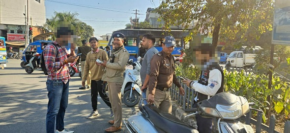 यातायात नियम तोड़ने वालो पर दून पुलिस का एक्शन 