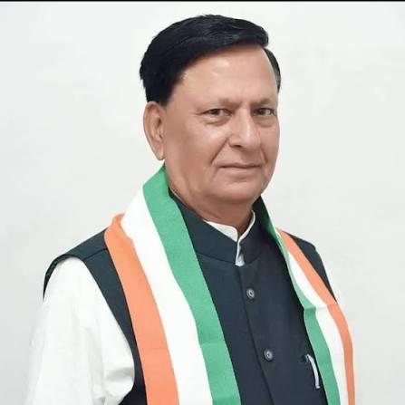 पूर्व कैबिनेट मंत्री हीरा सिंह बिष्ट का निधन, कांग्रेस में शोक की लहर