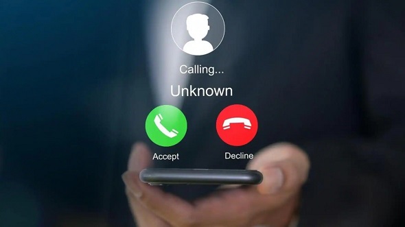 बिना हाथ लगाए उठा सकते हैं कॉल