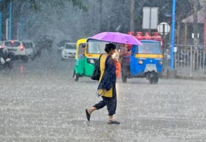 यहाँ भारी बारिश का ऑरेंज अलर्ट,,इन जिलों में येलो अलर्ट जारी