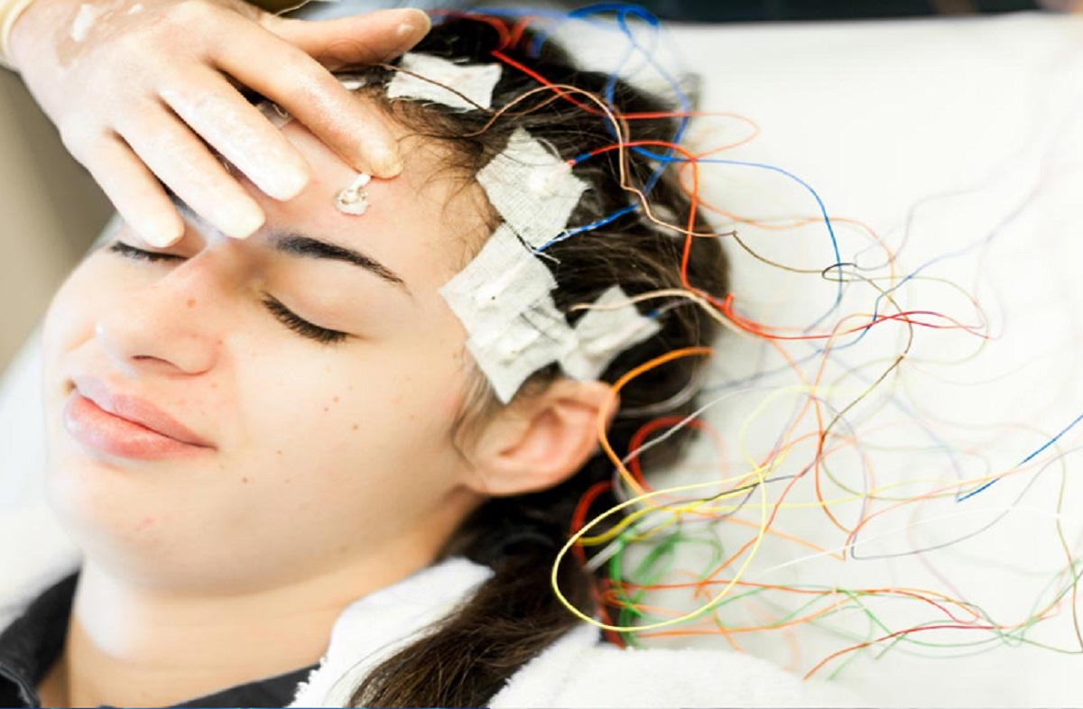 मिर्गी के प्राथमिक उपचार करने के लिए यहाँ है 10 तरीके, मिलेगा तुरंत लाभ