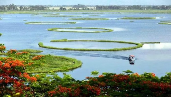 भारत में है तैरता हुआ अनोखा पार्क 