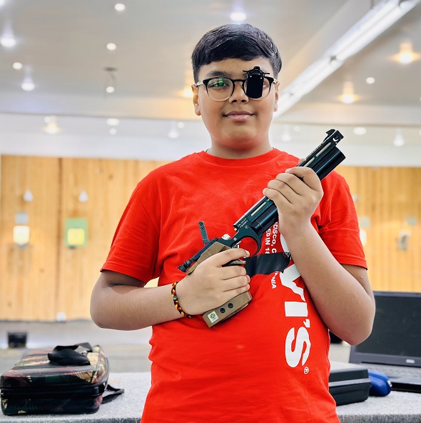 शाबाश कल्पेश! रोशन किया पिता भूपेश उपाध्याय का नाम