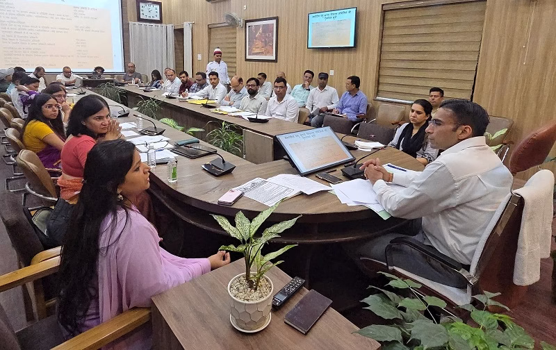 सभी मीट शॉप का होगा सर्वे – डीएम