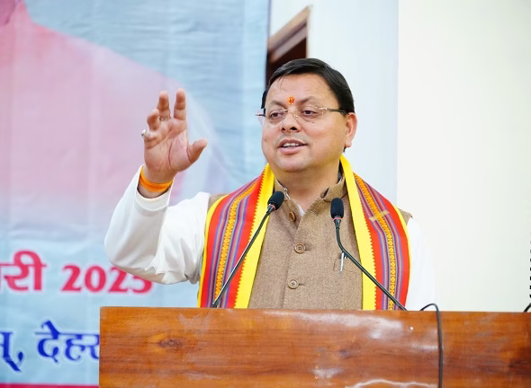 मुख्यमंत्री ने छात्रों को दिया संस्कृत छात्र प्रतिभा सम्मान