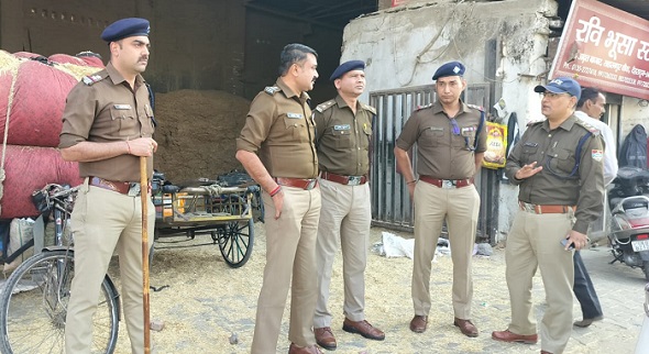 अतिक्रमण के विरूद्ध कार्यवाही देखने ग्राउण्ड पर उतरे एसएसपी